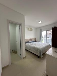 Apartamento em Camboriú com Piscina Ótima Localização