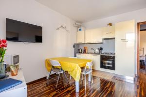 Bilocale fronte Teatro Romano, 8 Arena, 4 Casa di Giulietta