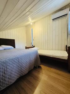 Cabana Amarela Guarda do Embaú