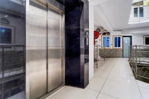 Collection O Erattupetta Formerly City Residency