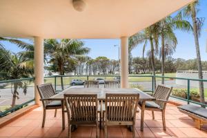 Byron Surfside 4 at Clarkes Beach