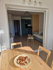 Beau studio rénové tout confort