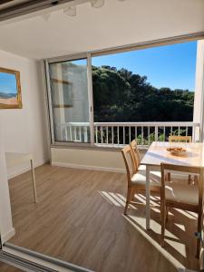 Beau studio rénové tout confort