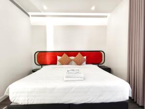 CPT Hillside Apartment - Sunset Town