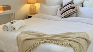 Palacete Beach Resort - Private 4-Room Retreat