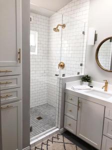 La Jolla Beach Cottage