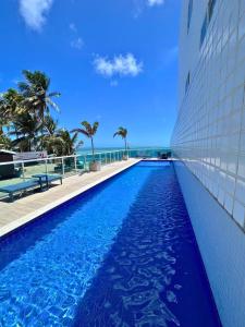 Apto Pé na Areia, Frente Mar 2 Quartos de Frente Para os Corais