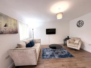 Cozy Leigh Haven - 3 Bed Luxury Home