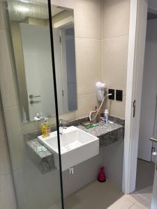 Apartamento zona Shopping