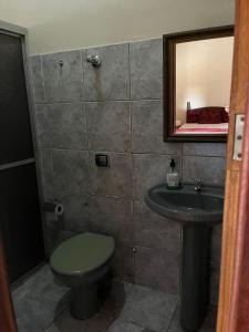 Casa com piscina no centro da serra do cipó