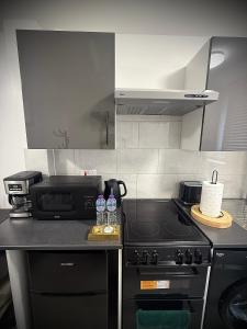 Modern Studio with Free Parking Near City Airport and ExCeL