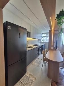 Praiapê - Novíssimo na Barra com acesso a praia