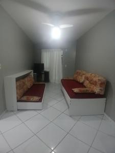 Solar das Bromélias, Apartamento amplo para até 6 pessoas - 50m da praia em Bombinhas!