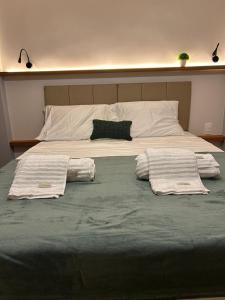 Elegance in luxurious Ipanema 3 Bedrooms 400 meters from the beach!