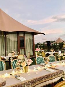 Wildflower Entire Estate