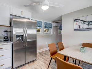 Beachside Villa Collection - 8 Bedroom