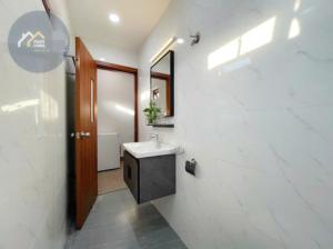 Simple Life Homes Near Ho Chi Minh Mausoleum