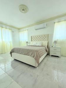 Spacious 3BR Apartment with AC