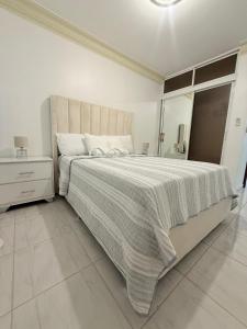 Spacious 3BR Apartment with AC