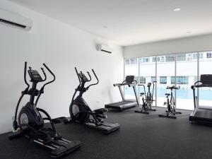 Chan Sow Lin - Cozy 3B3B - 6 pax - F&B & Mart