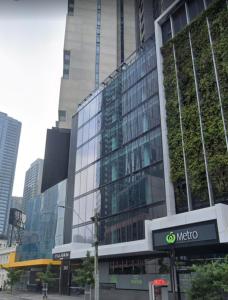 SouthBank SkyView L41 2B1B with Carpark, Pool, Gym, 24X7 Concierge, Security