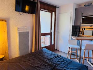 Studette cosy pour 2 aux Deux Alpes avec balcon - FR-1-546-62