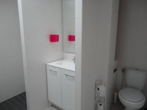 Maison calme à St Jean de Monts, 4 pers., proche mer et commerces, avec véranda et parking - FR-1-777-29