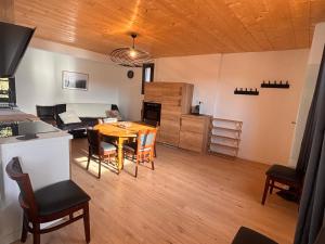 Appartement rénové T2 mezzanine Formiguères, 10 pers, proche commerces - FR-1-758-46