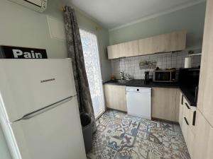 Bel appartement neuf proche plage et commerces, climatisation incluse - FR-1-837-57