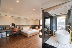 Khách sạn Phố cổ Hotel Ninh Bình