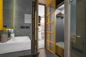 Studio Naiharn Beach Windy A204 by IBG Property