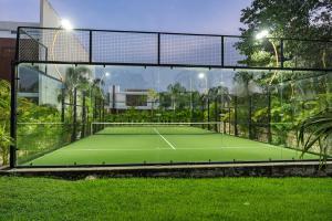Apt wPadel Cowork Kidsclub 3 pools and more