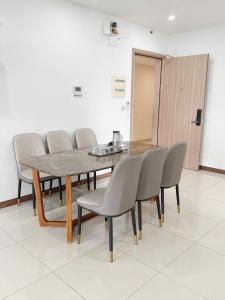 The Rixton Grand Park