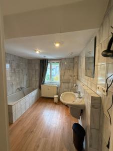 All in Wohnung 3 Schlafzimmer 6 Betten Monteure