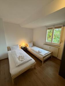 All in Wohnung 3 Schlafzimmer 6 Betten Monteure