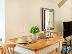 1 Bed in Charmouth 87527