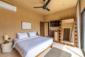 Villa Zama - Earthy-Chic 2BR with Pool in Canggu