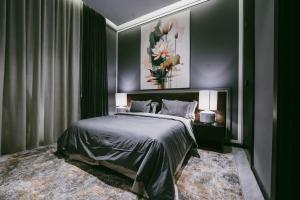 Moonstone - Luxury 5BR Villa Near Batu Belig Beach