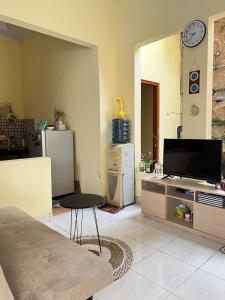 Arshatama Guest House UII