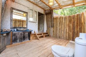 Bungalow Nhìn ra vườn (Bungalow with Garden View)