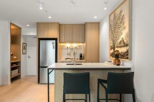 Iconic Queensbridge New Designer Living