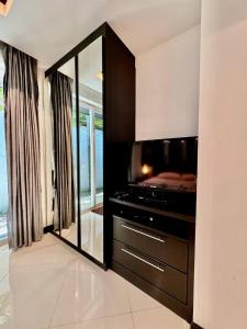 Pool Villa Karaoke Jomtien Pattaya