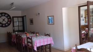 Hotels Auberge Saint Aubin : photos des chambres