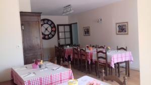 Hotels Auberge Saint Aubin : photos des chambres