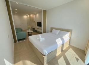 Asahi Luxstay - Ninety Complex Serviced Apartment 10 minutes Hoan Kiem Lake