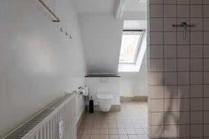 Light-Filled 5BR Home Near Tivoli & Strøget for 12