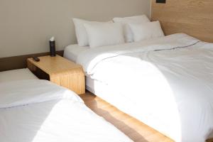 YeoulHyang, and Dam ㅣYeoulDamㅣ