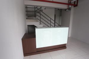 Capital O 95049 Aurora Rooms @ Riverdale