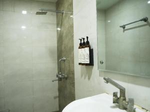 Hotel Modesty#New Delhi#Mahipalpur#Lift#Restaurant#Top Rated Property