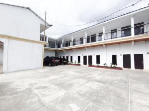 HAJIMENA INN Syariah By Hans Management